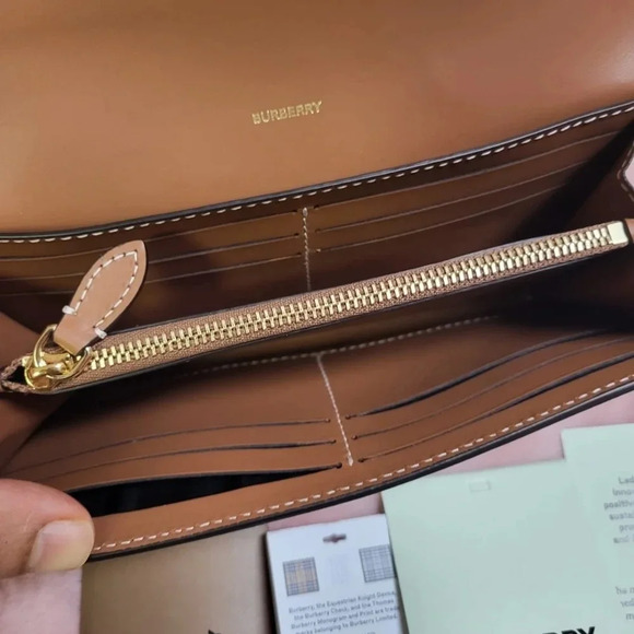 Burberry nova check full size wallet new never used - Picture 8 of 16